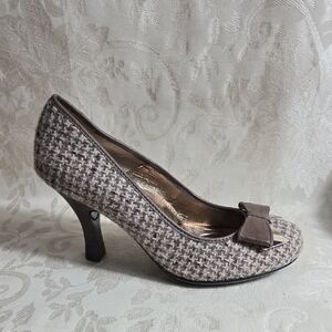 Sofft Festival Brown Tweed Bow Women's Heels Pumps